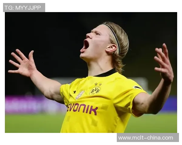 足球巨星倾心宠爱妻子甜蜜生活的浪漫故事