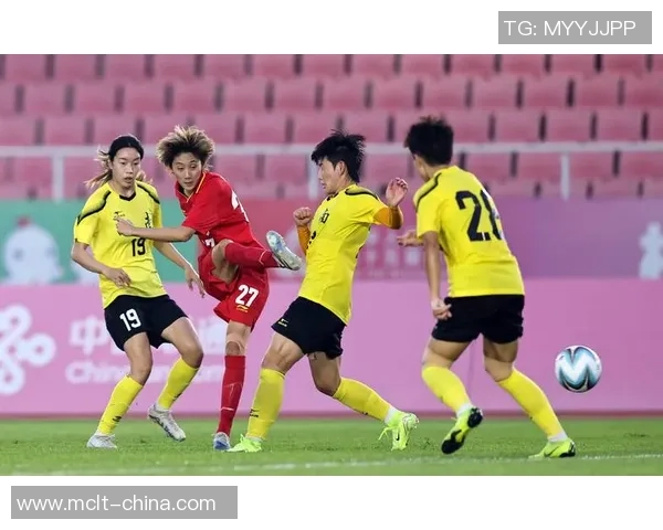 全运会回顾：上海足球队展现出色耐力与团队精神的精彩表现